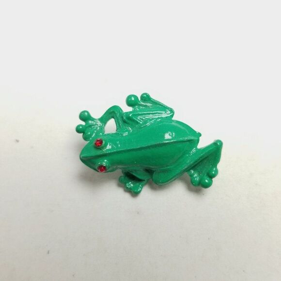 Vintage Bright Green Frog Brooch with Red Rhinestone Eyes, Amphibian Lapel Pin - Picture 6 of 6